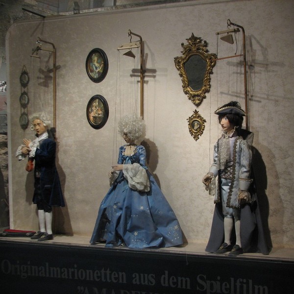 Austria - Muzeum Marionetek Pomimo że muzea i galerie sztuki są miejscami, do których nie można wprowadzać psów, austria