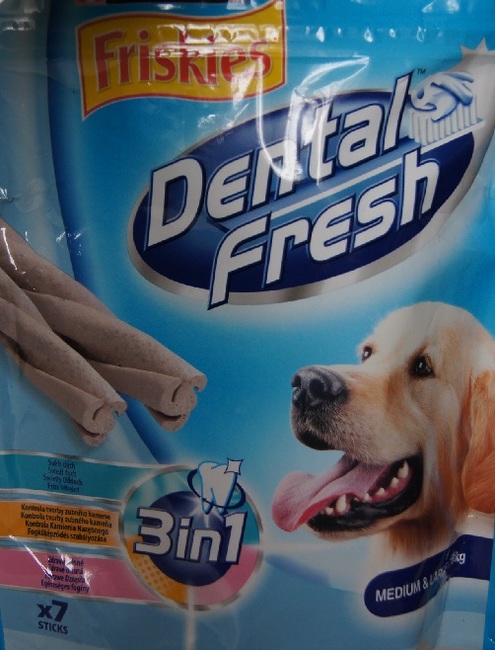 Friskies DENTAL FRESH 3in1 przysmak na świeży oddech dla psa
