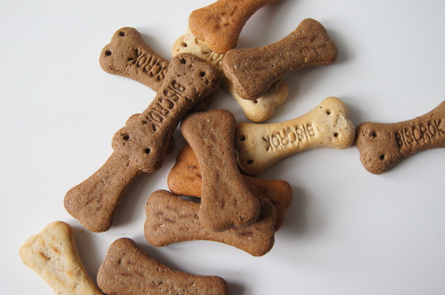 Pedigree Biscrok chrupiąca przekąska w kształcie kości w 3 różnych smakach
